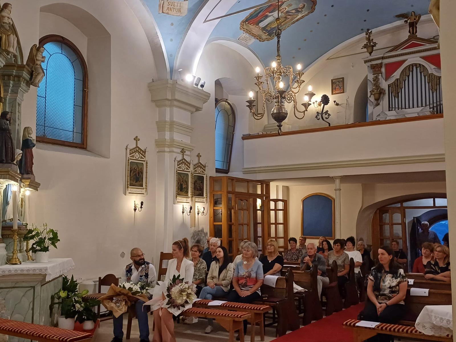 ​Održan koncert sakralne glazbe u Oštricama